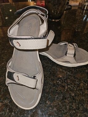 ECCO Beige Strappy Comfort Sandals